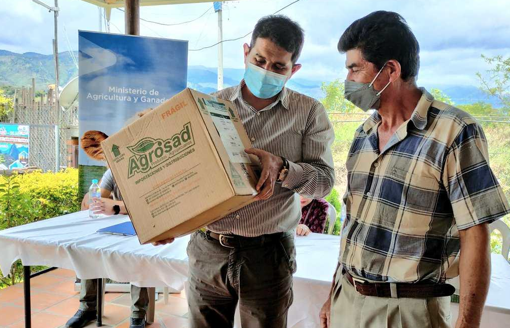 MAG entrega 2.735 paquetes tecnológicos agrícolas en Loja Ministerio