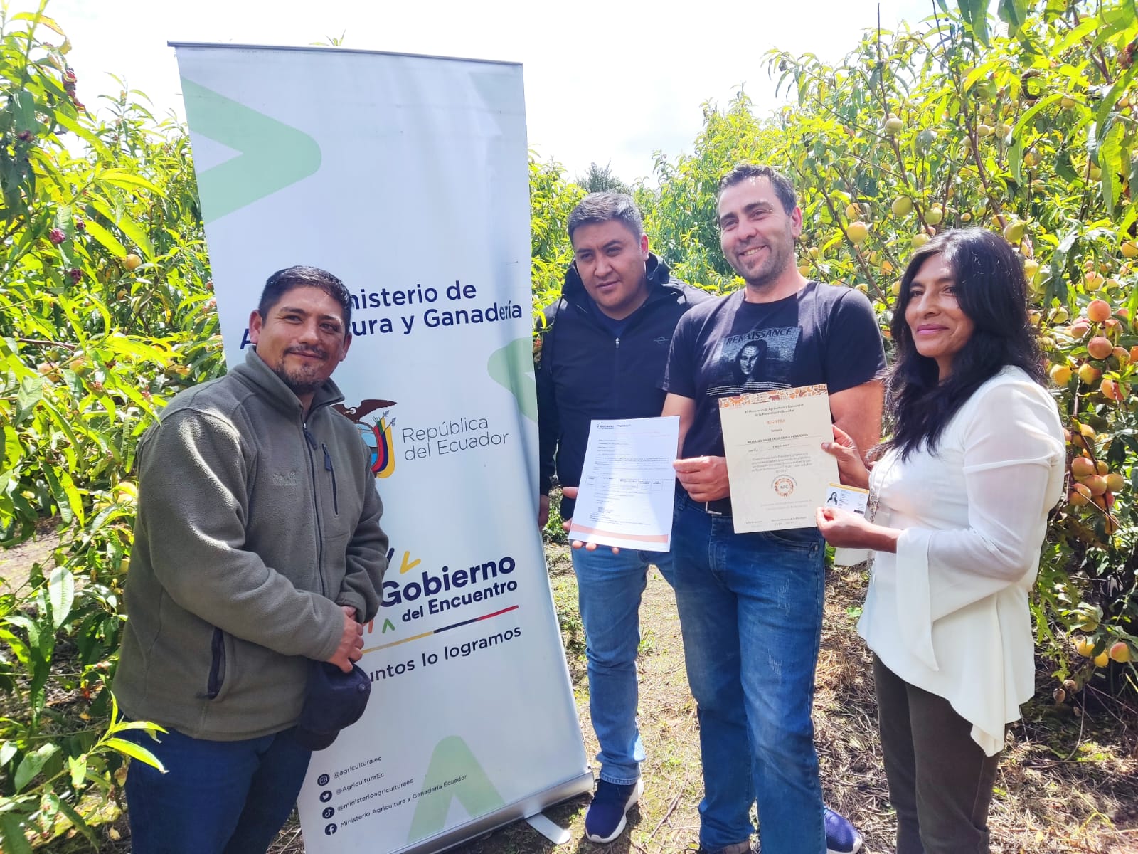 270 productores de Carchi se benefician con el Sello AFC Ministerio